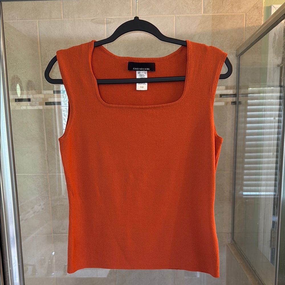 Jones New York- Women’s Orange Sleeveless Blouse- Size Large